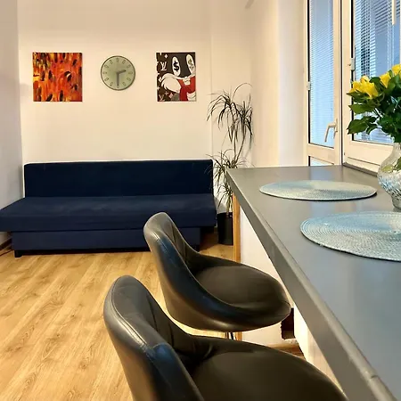 K22 Zgoda 13 Lite Centrum Warszawy Apartment Warsaw